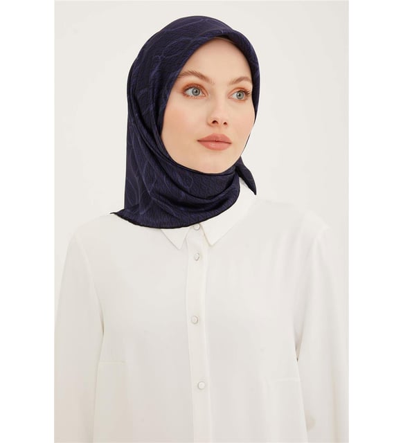 8925-34 ARMİNE Sura İpek Eşarp Nostalji 8925-32