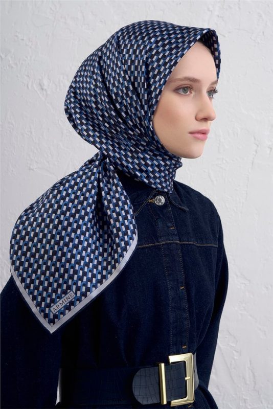 ARMINE Sura Ipek Esarp 2025 2026 Sonbahar Kis 9417 03 2 | HTC Serra